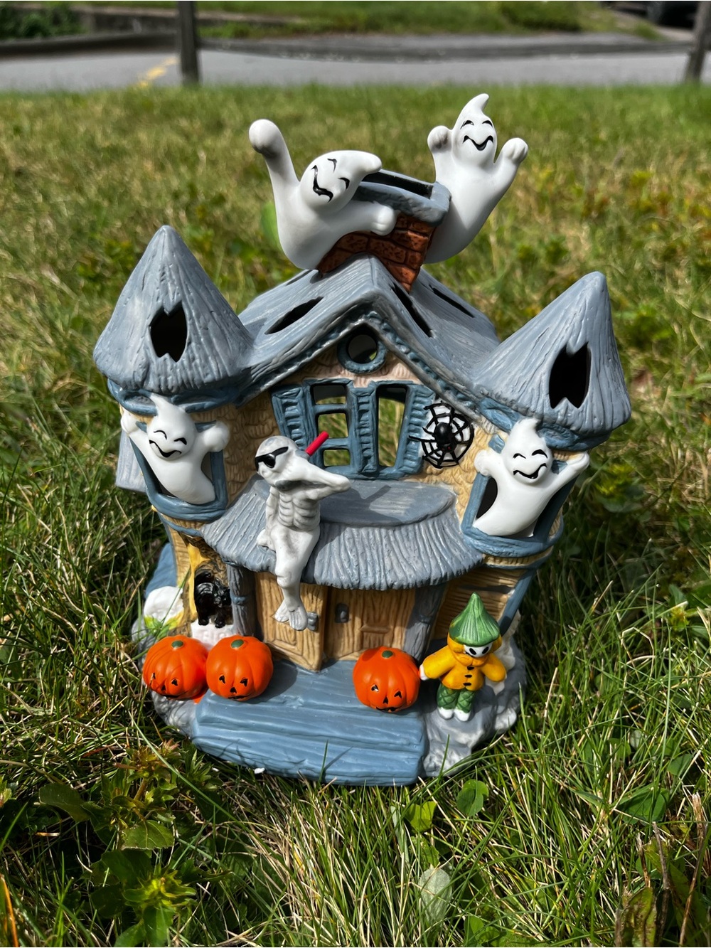 PartyLite Teal and White Haunted Tealight House